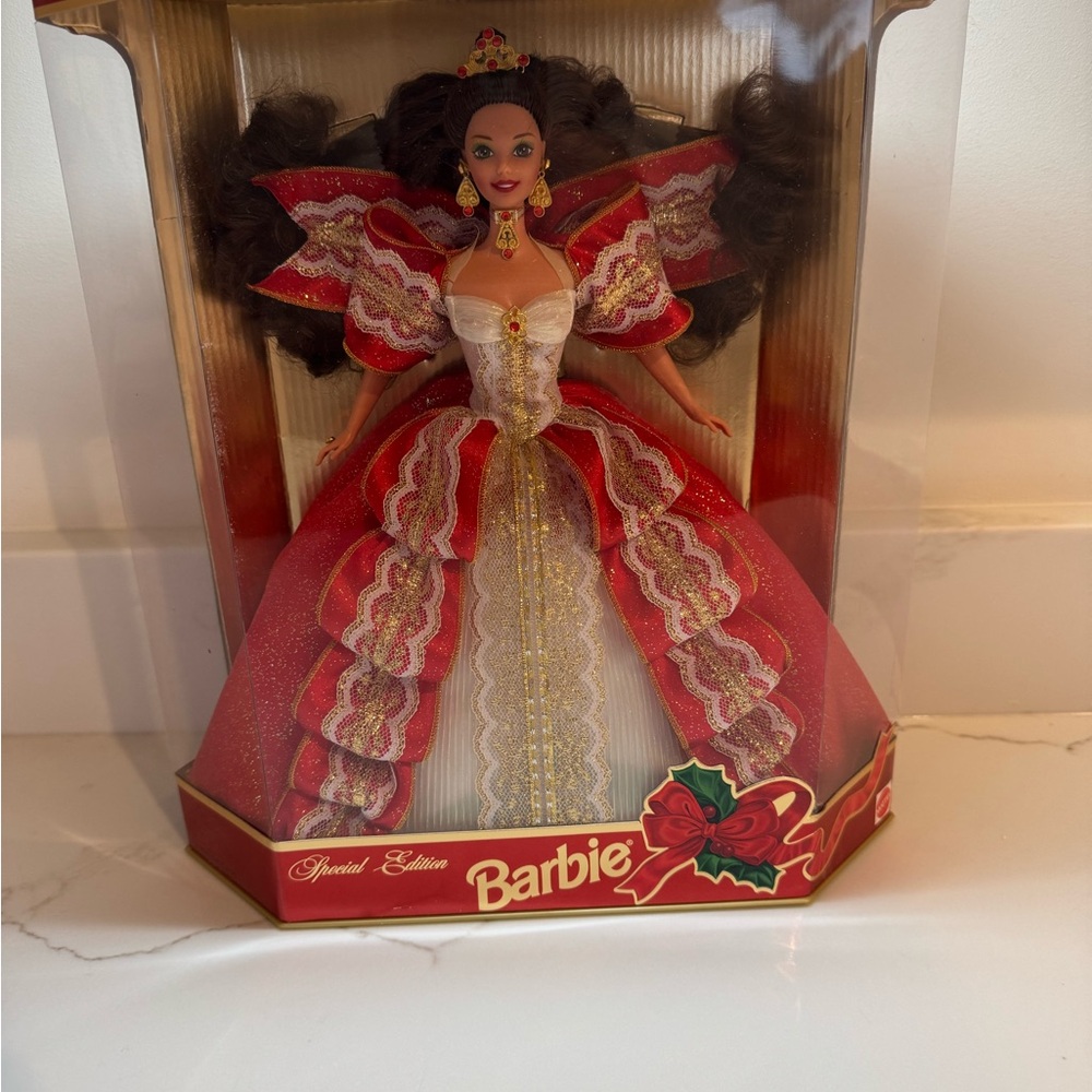 Barbie Holiday Doll 1997 Special Edition
